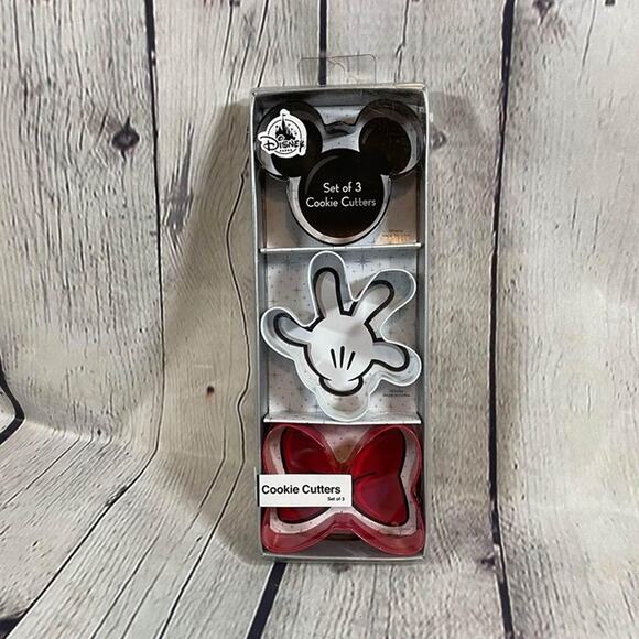 Disney Parks Set of 3 Cookie Cutters - Picture 1 of 3
